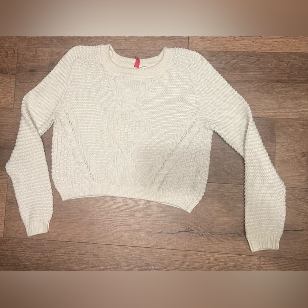 H&M Off-White Cable Knit Sweater